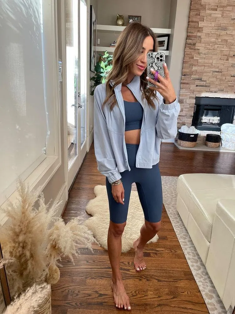 altiland Women's Athletic Running Yoga Gym Track Zip Up Cropped Jackets UPF 50  Sun Protection Long Sleeve Workout Shirts