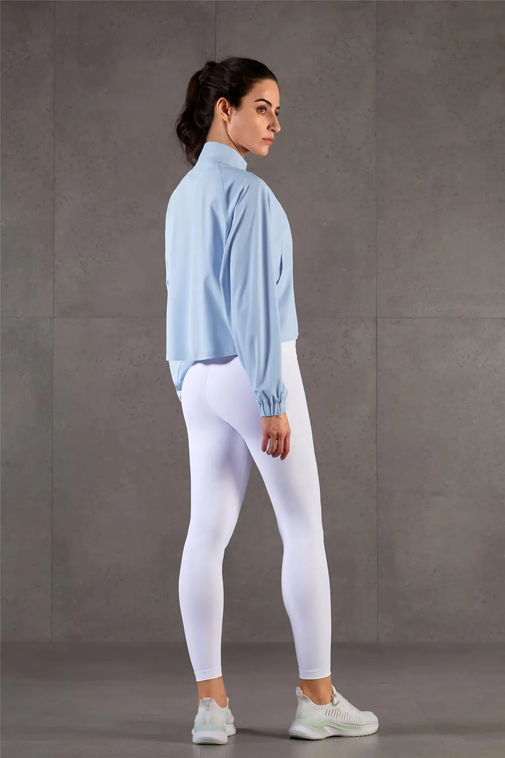 altiland Women's Athletic Running Yoga Gym Track Zip Up Cropped Jackets UPF 50  Sun Protection Long Sleeve Workout Shirts