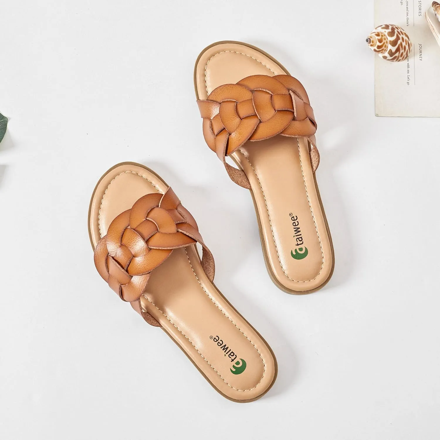 Ataiwee Women's Flat Slide Sandals - Ladies Casual Slip On Criss Cross Strap Summer Shoes.