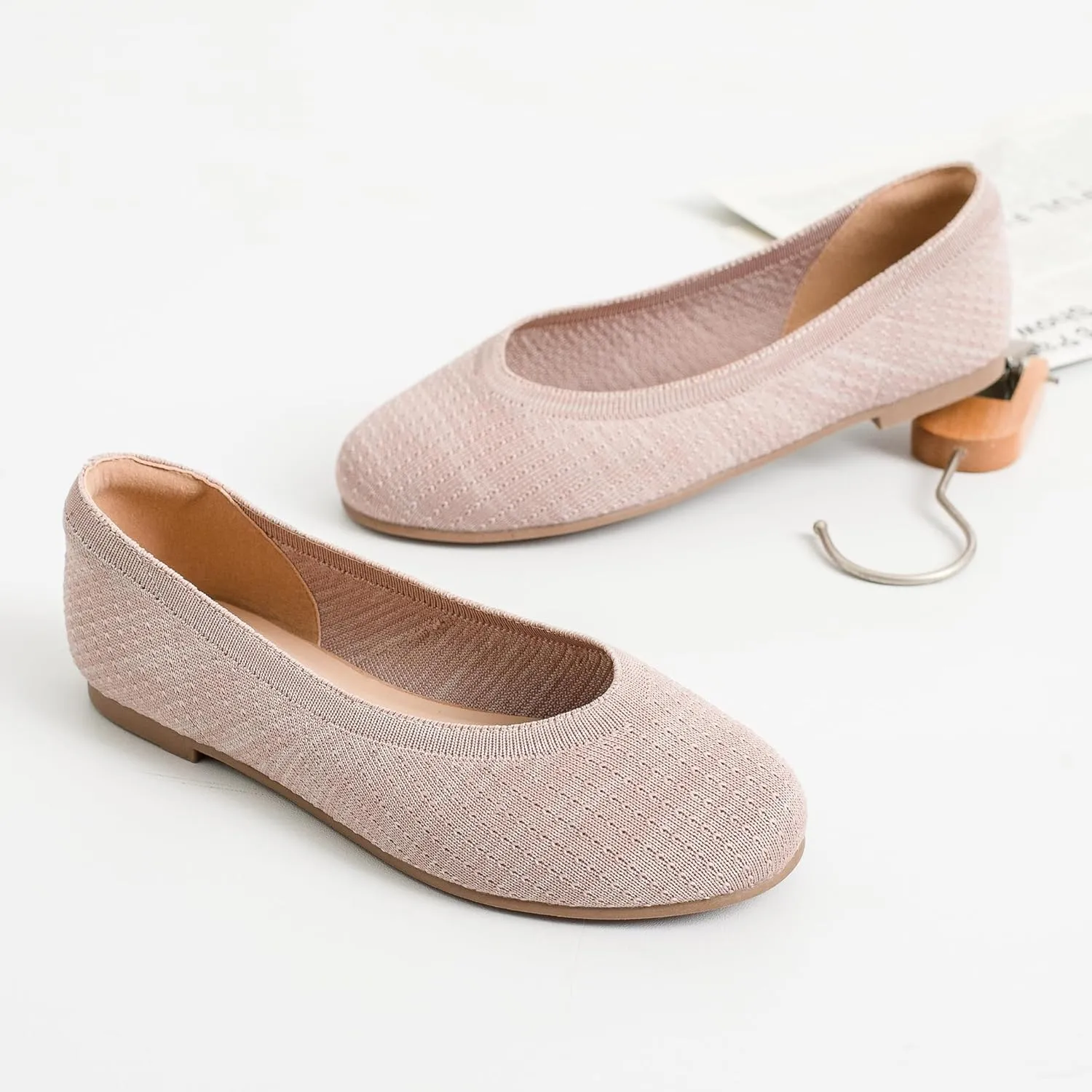 Ataiwee Women's Wide Width Flat Shoes - Fashion Dressy Knitted Soft Breathable Comfort Slip-On Ballet Flats.