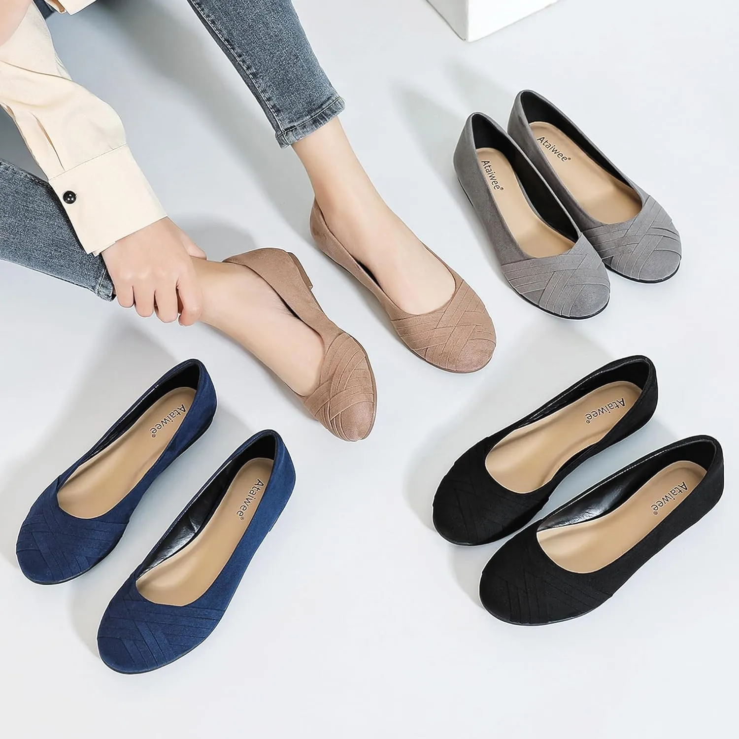 Ataiwee Women's Wide Width Flats Shoes - Casual Comfortable Round Toe Plus Size Ballet Shoes.
