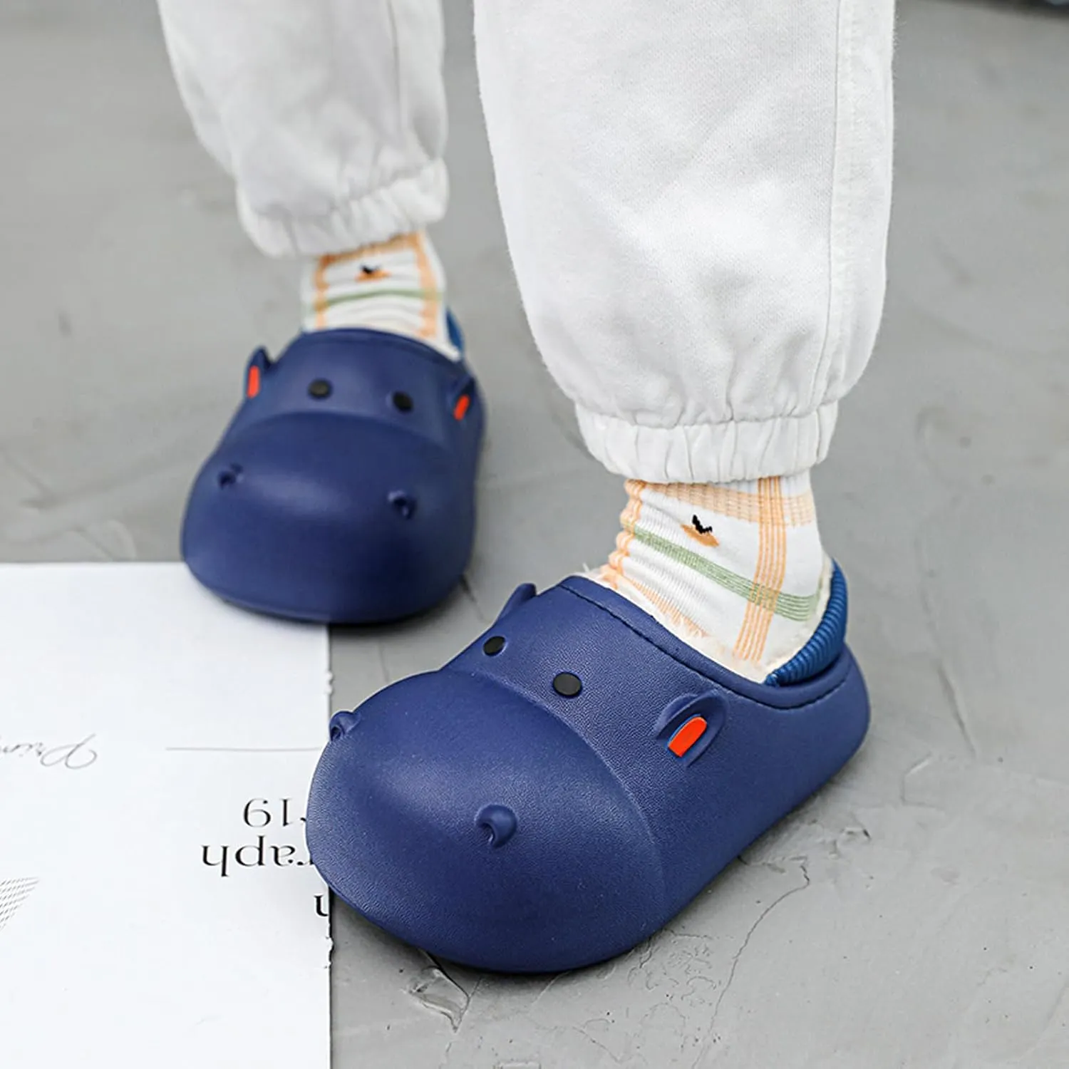 CERYTHRINA Little Kids Lined Clogs Girls Boys Slide Lightweight Garden Shoes Slip-on Cotton Slippers