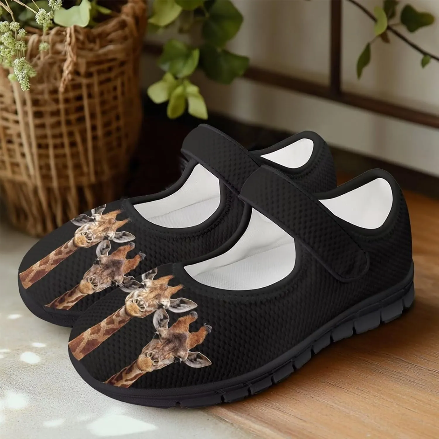 chaqlin Mary Jane Shoes Women Wide Comfortable Athletic Sneakers Casual Business Travel Tennis Shoe Flat Heels Low Cut Sneaker
