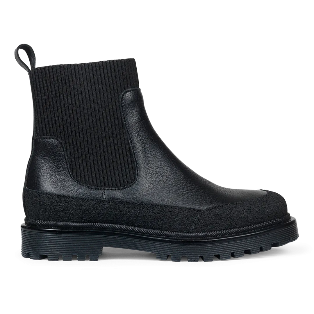 Chelsea Boot with track sole