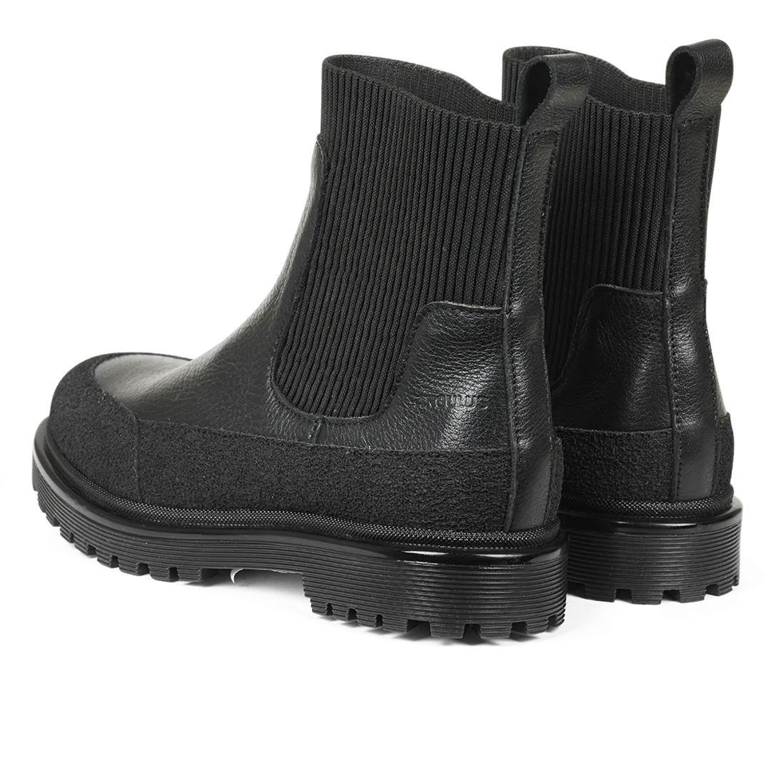 Chelsea Boot with track sole