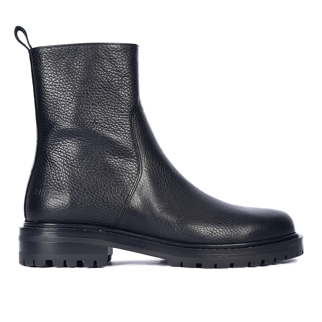 Chunky leather boot with zipper