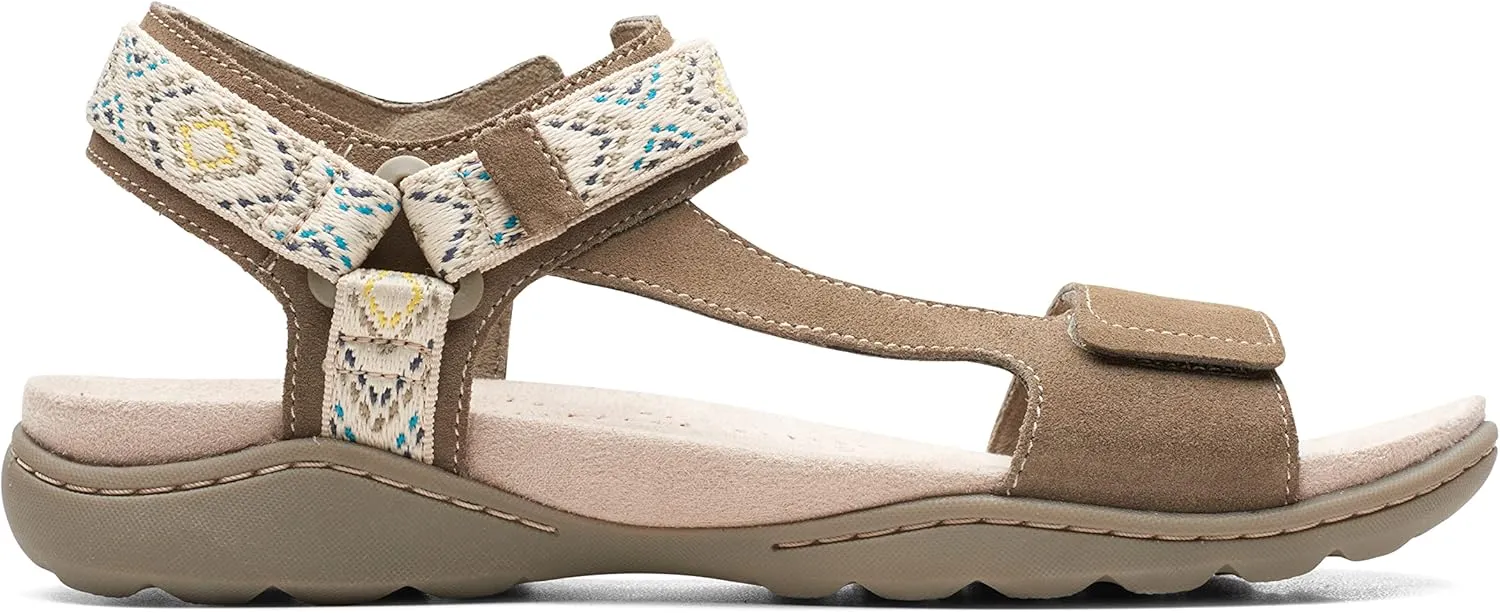 Clarks Women's Amanda Step Flat Sandal