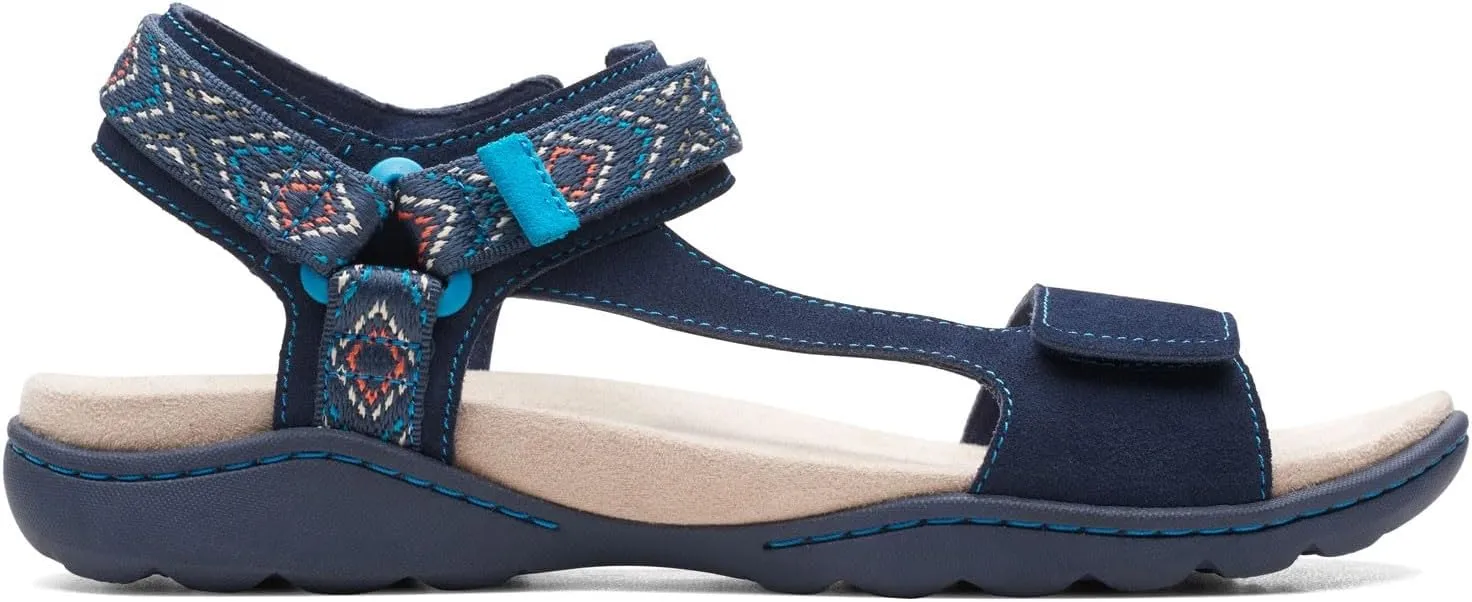 Clarks Women's Amanda Step Flat Sandal