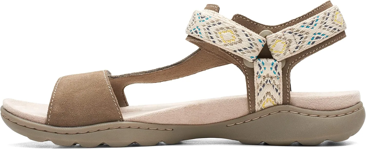 Clarks Women's Amanda Step Flat Sandal