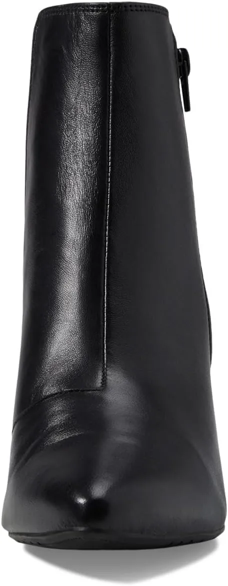 Clarks Women's Kataleyna Glow Ankle Boot