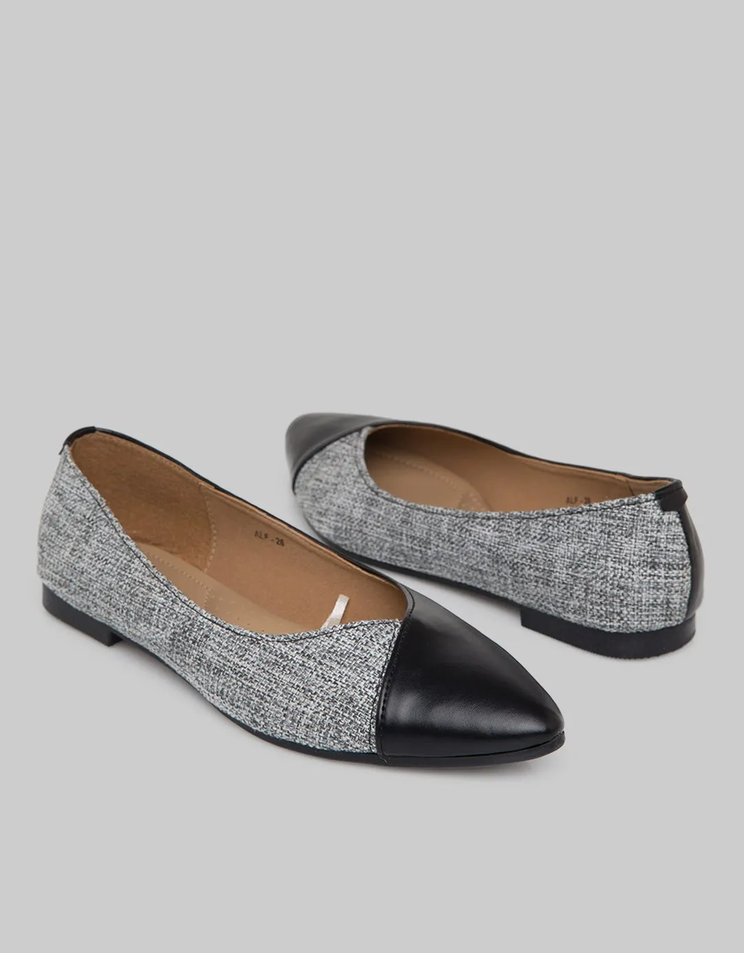 Connexion Ballerinas Women