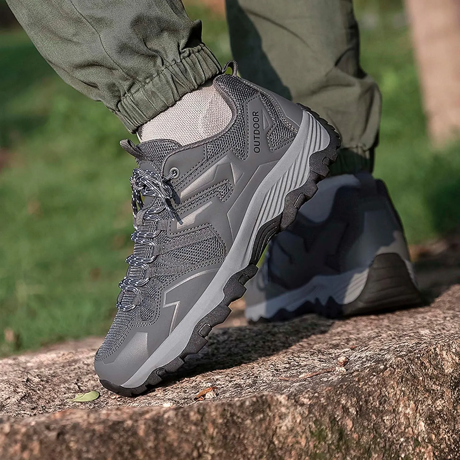 Couple Outdoor Mountaineering Boots, Muddy wading Plush Hiking Shoes, Rubber Sole Breathable Mesh Ankle Shoes, Casual and Fashionable Travel Boots, Anti Slip Sports Shoes