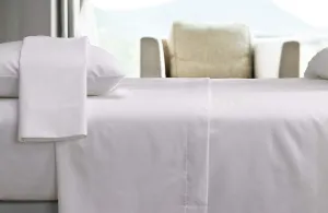 Courtyard by Marriott Hotel Signature Sheet Set - Breathable 300 Thread Count Cotton Linens - White - Includes Flat, Fitted, and 2 Pillowcases - Queen
