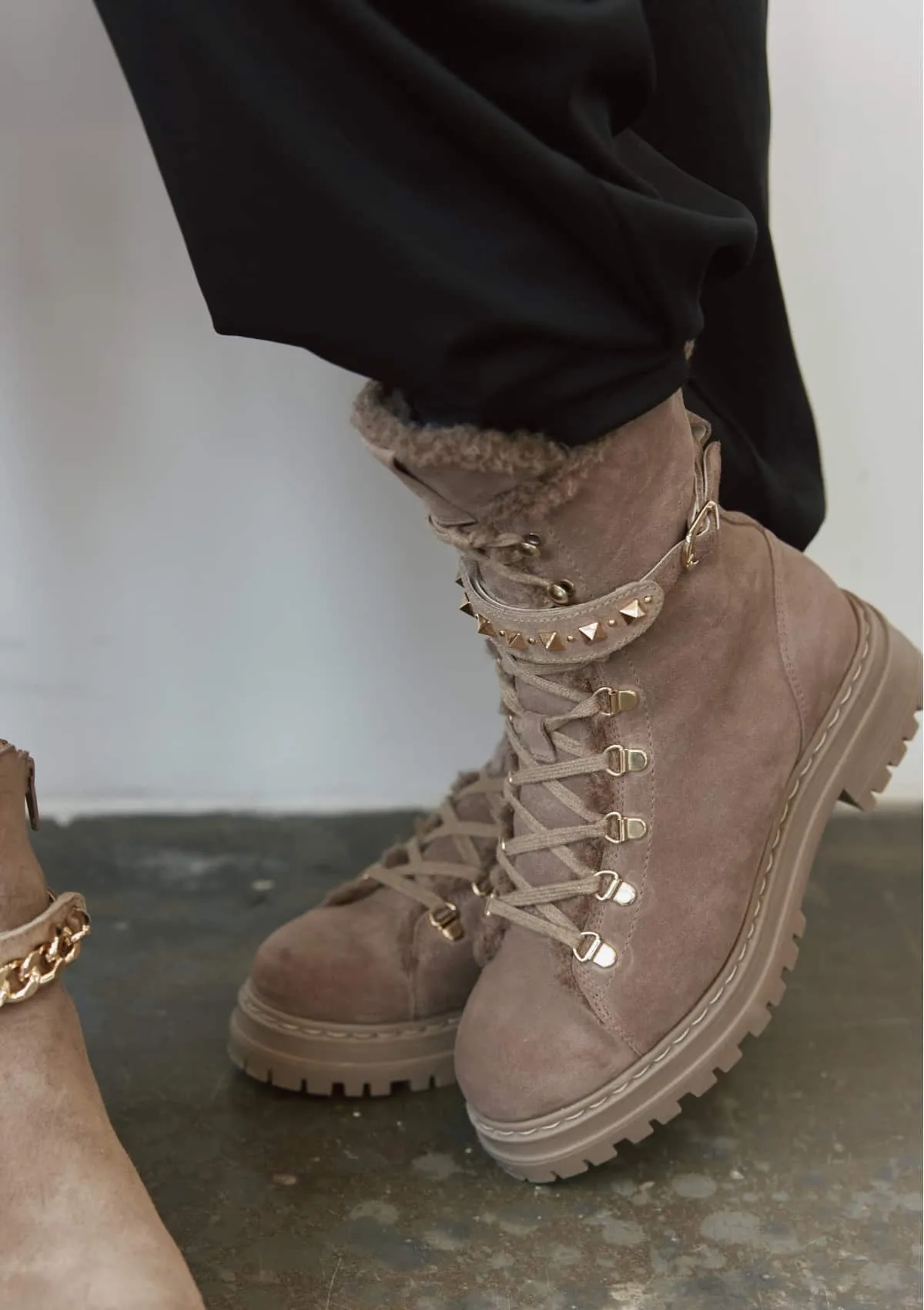 Cozy Chunky Rock - Mocha
