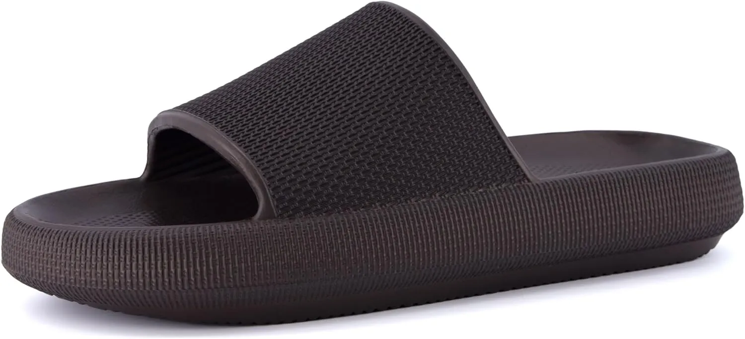 CUSHIONAIRE Men's Feather cloud recovery pool slide with  Comfort