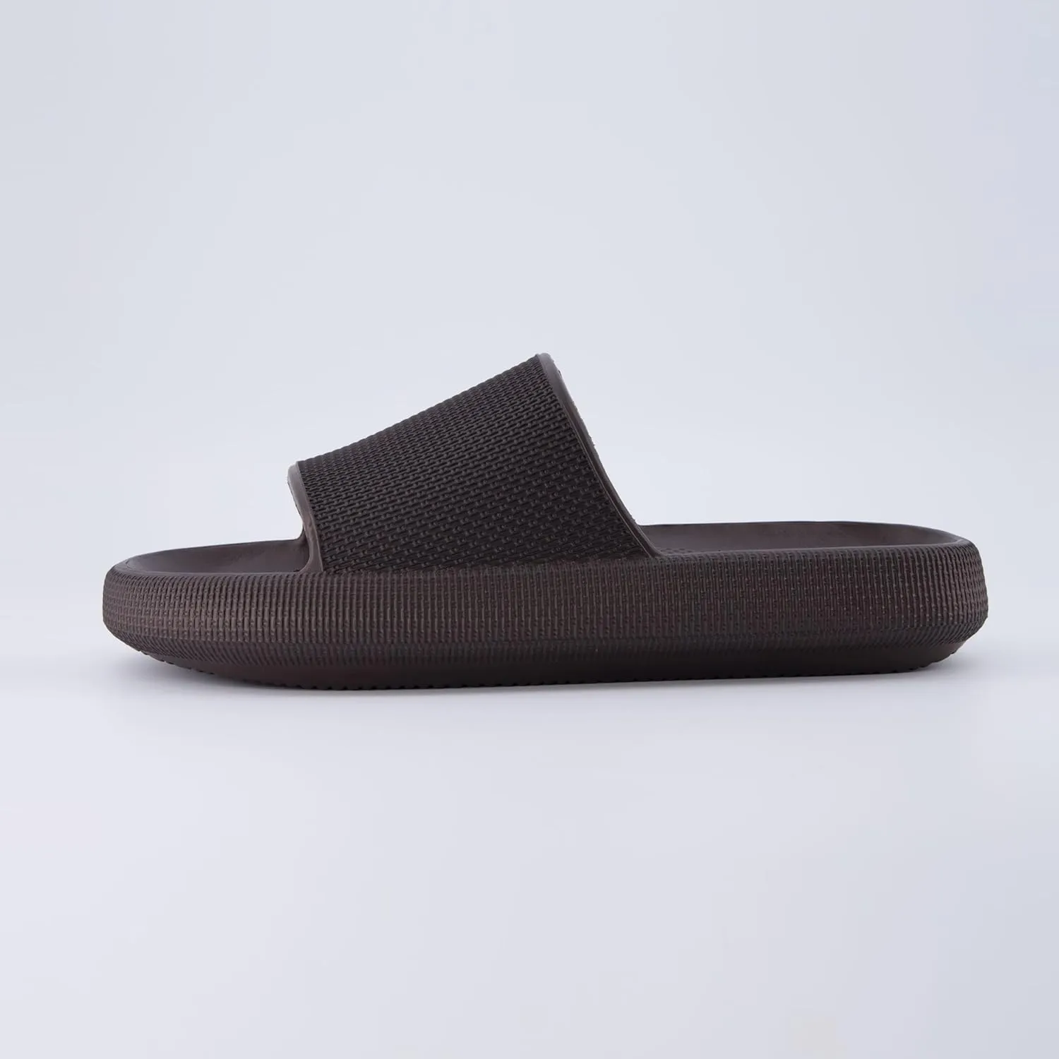 CUSHIONAIRE Men's Feather cloud recovery pool slide with  Comfort