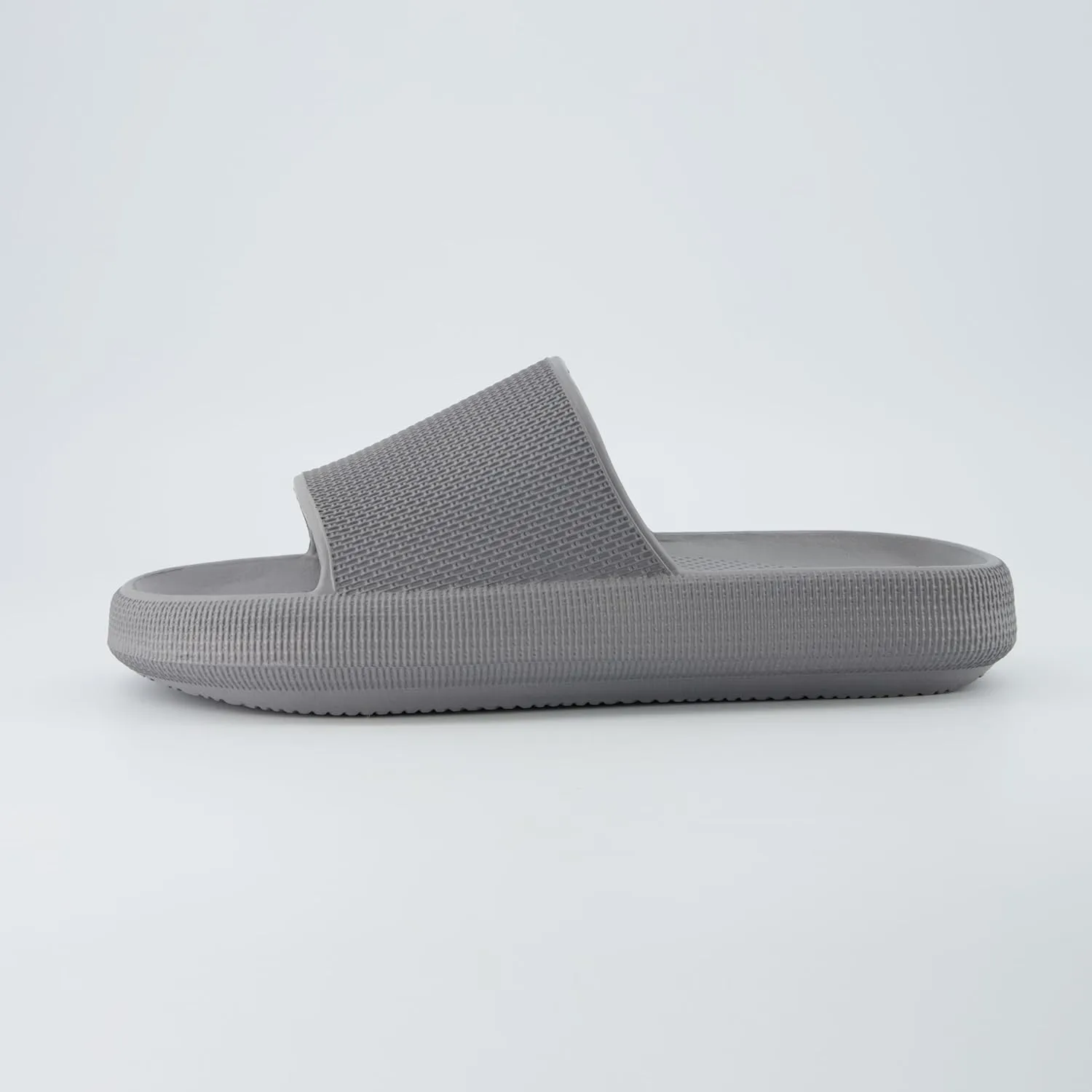 CUSHIONAIRE Men's Feather cloud recovery pool slide with  Comfort