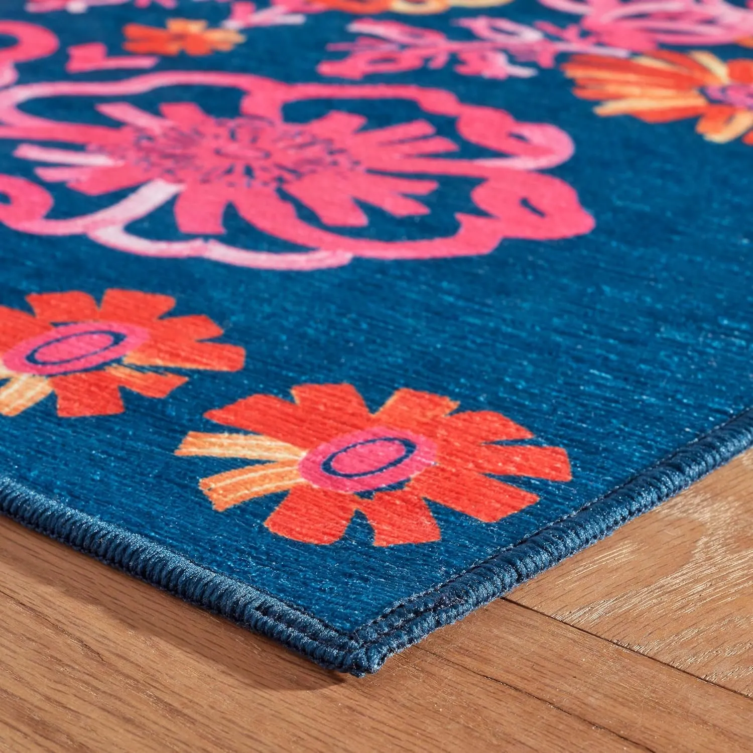 Dash & Albert x Frances Valentine Graphic Gerbera Fuchsia Machine Washable Rug, 5 X 8 Feet, Multi Floral Pattern
