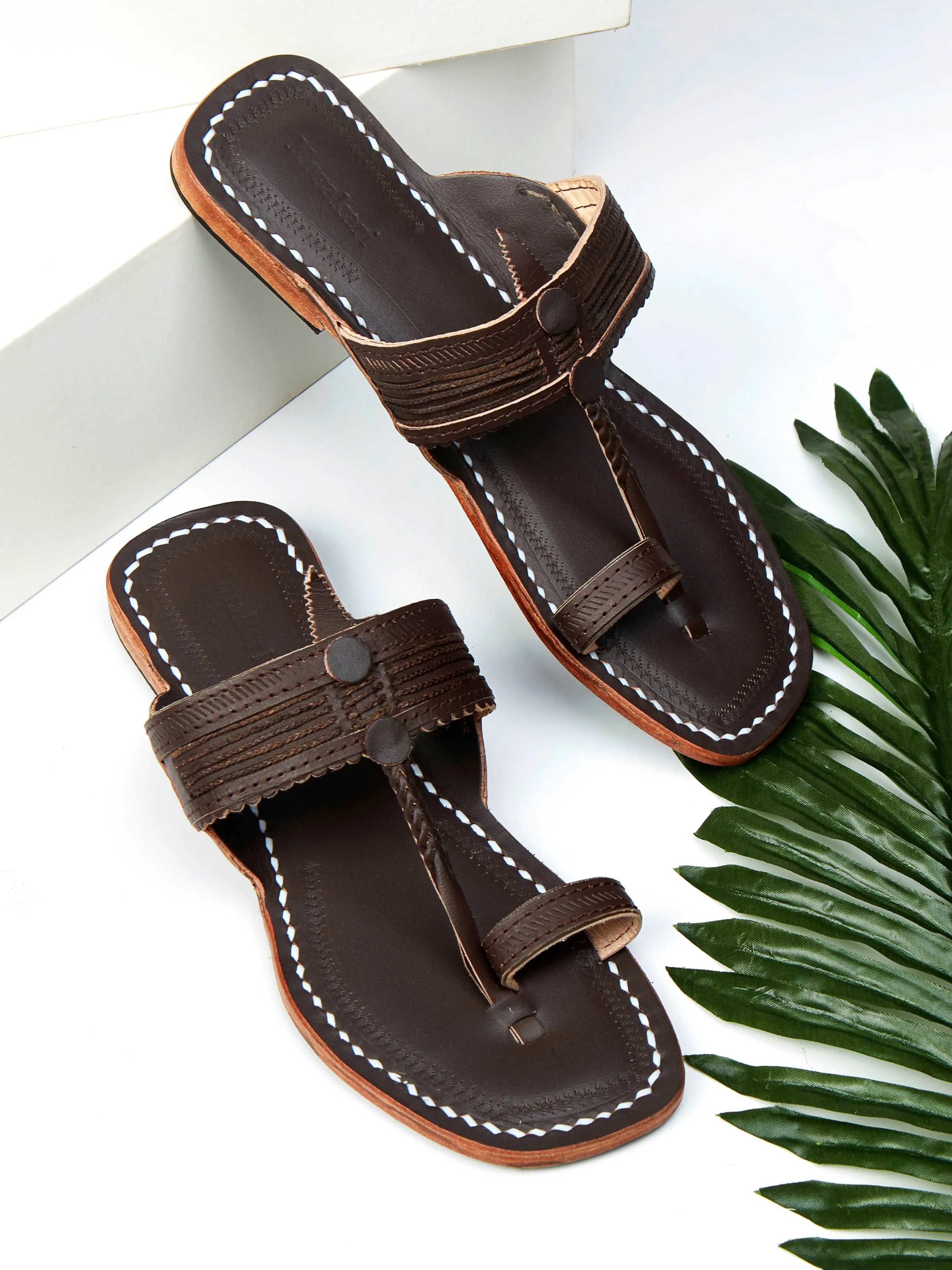 Elegant - Five Braids Women's Kolhapuri Chappal