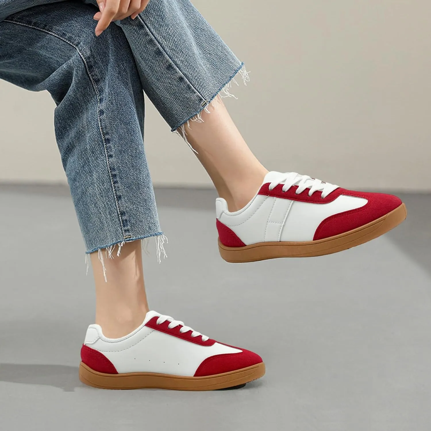 Fashion Sneakers for Women Men, Classic Casual Retro Trainer Shoes Low-Top Comfortable Breathable Walking Flat Tennis Shoes