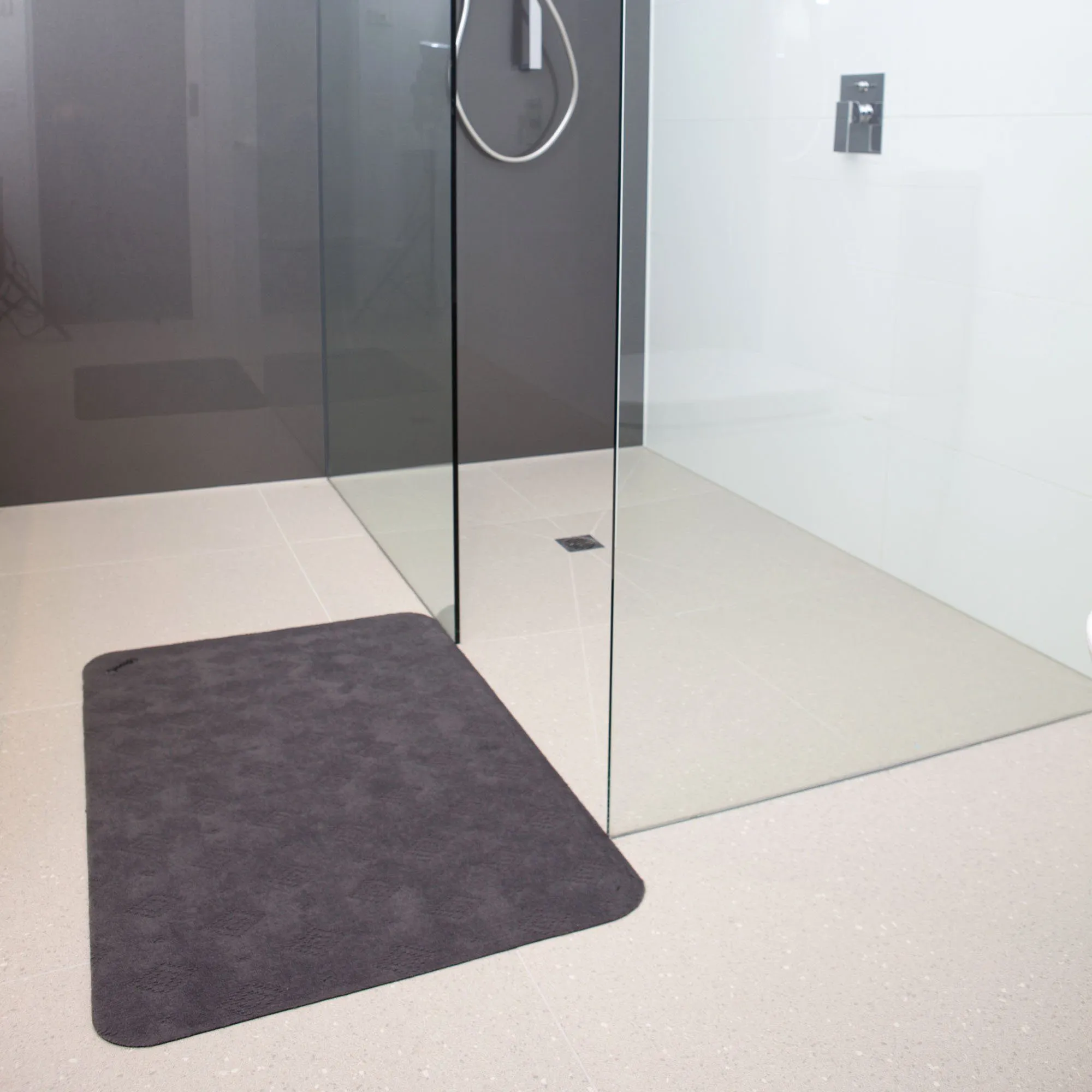 Floor Mat - Anti Slip - Waterproof - absorbent - grey