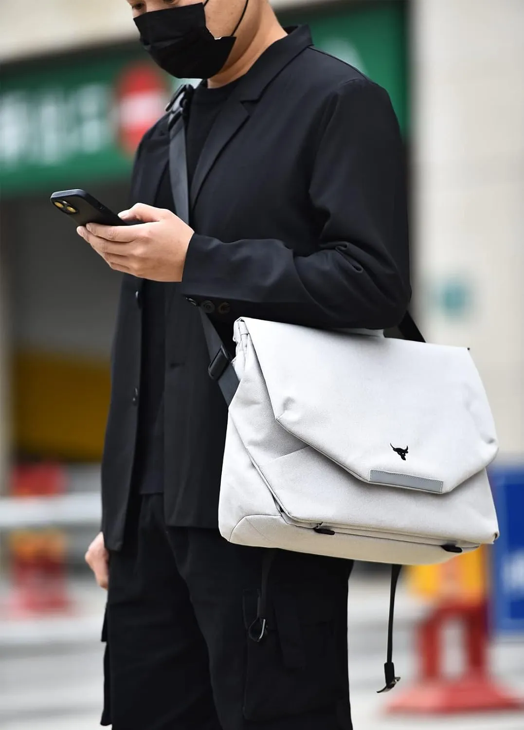 FSD.WG Classic Messenger Bag Travel Shoulder bag and Crossbody Bags for Men and Women