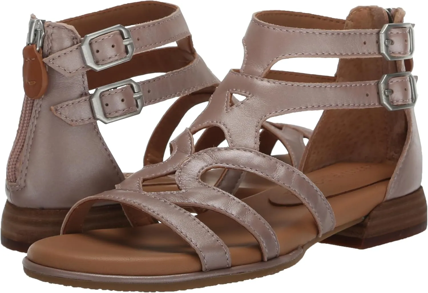 Gentle Souls by Kenneth Cole Women's Hallie Flat Sandal