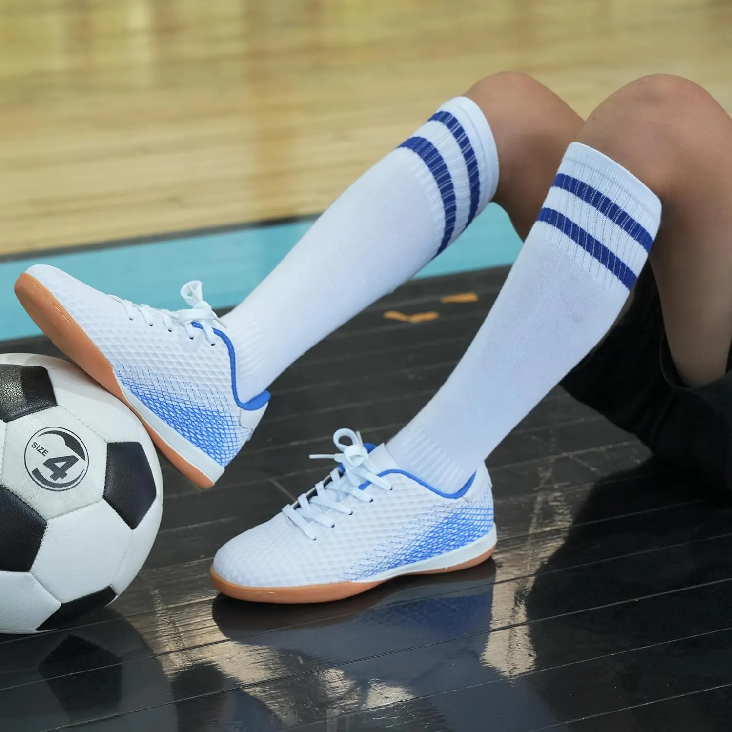 Hawkwell Unisex-Child Athletic Lace Up Boys Girls Indoor Trainer Soccer Shoe (Toddler/Little Kid/Big Kid)