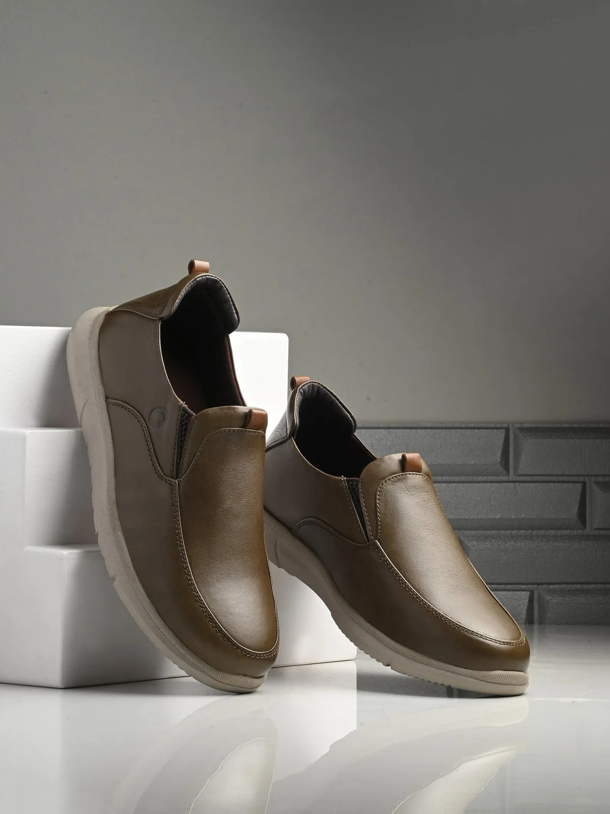 Hunter Leather Sneakers Shoes