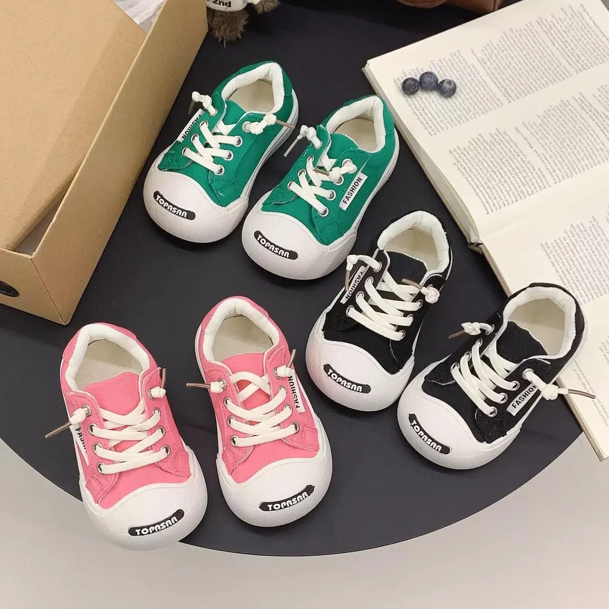 Kids Wide Toe Box Canvas Shoes Low Top Classic Canvas Sneakers Toddler Lace-up Fashion Casual Shoes for Boys and Girls