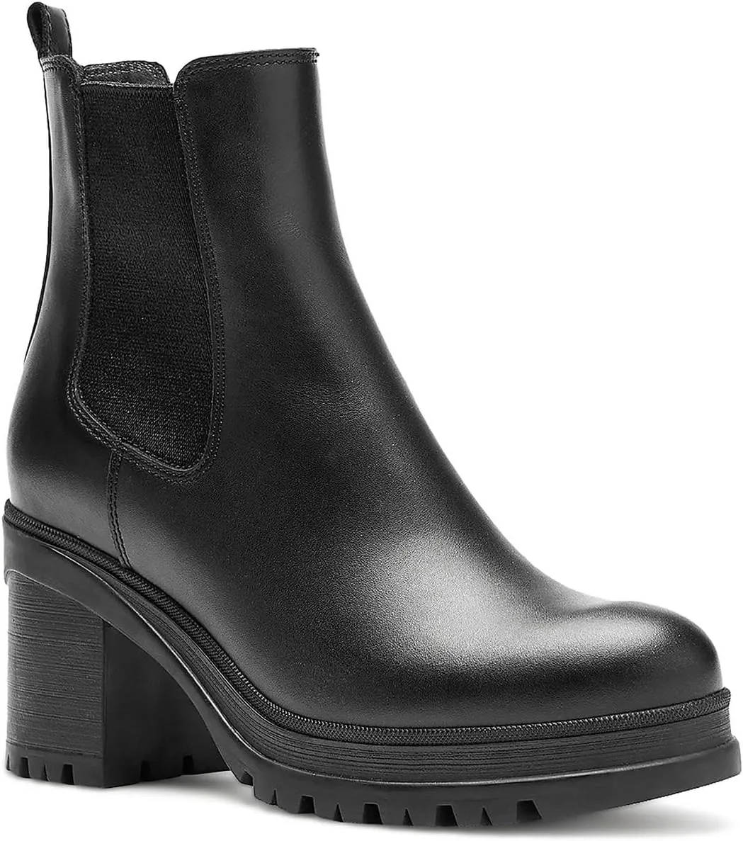 Leather Bootie by La Canadienne