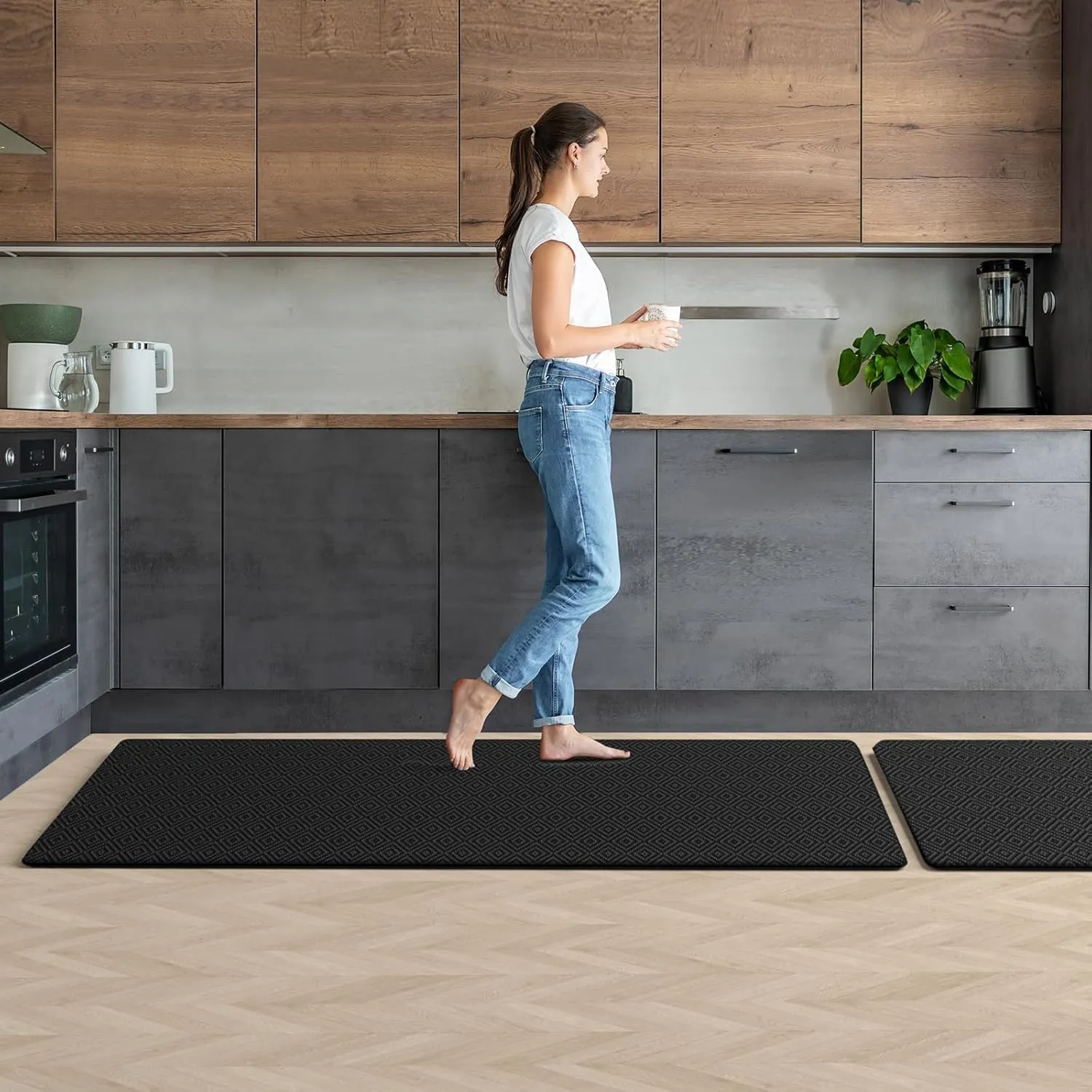 Mattitude Kitchen Mat 2PCS Kitchen Rugs Cushioned Anti-Fatigue Rug Waterproof Standing Desk Mat Kitchen Mats for Floor Kitchen Rug Set for Kitchen, Sink, Office 17.3"×30" 17.3"×59" Black