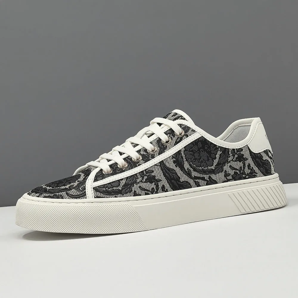 Men Fashion Breathable Slip-on Flat Canvas Shoes