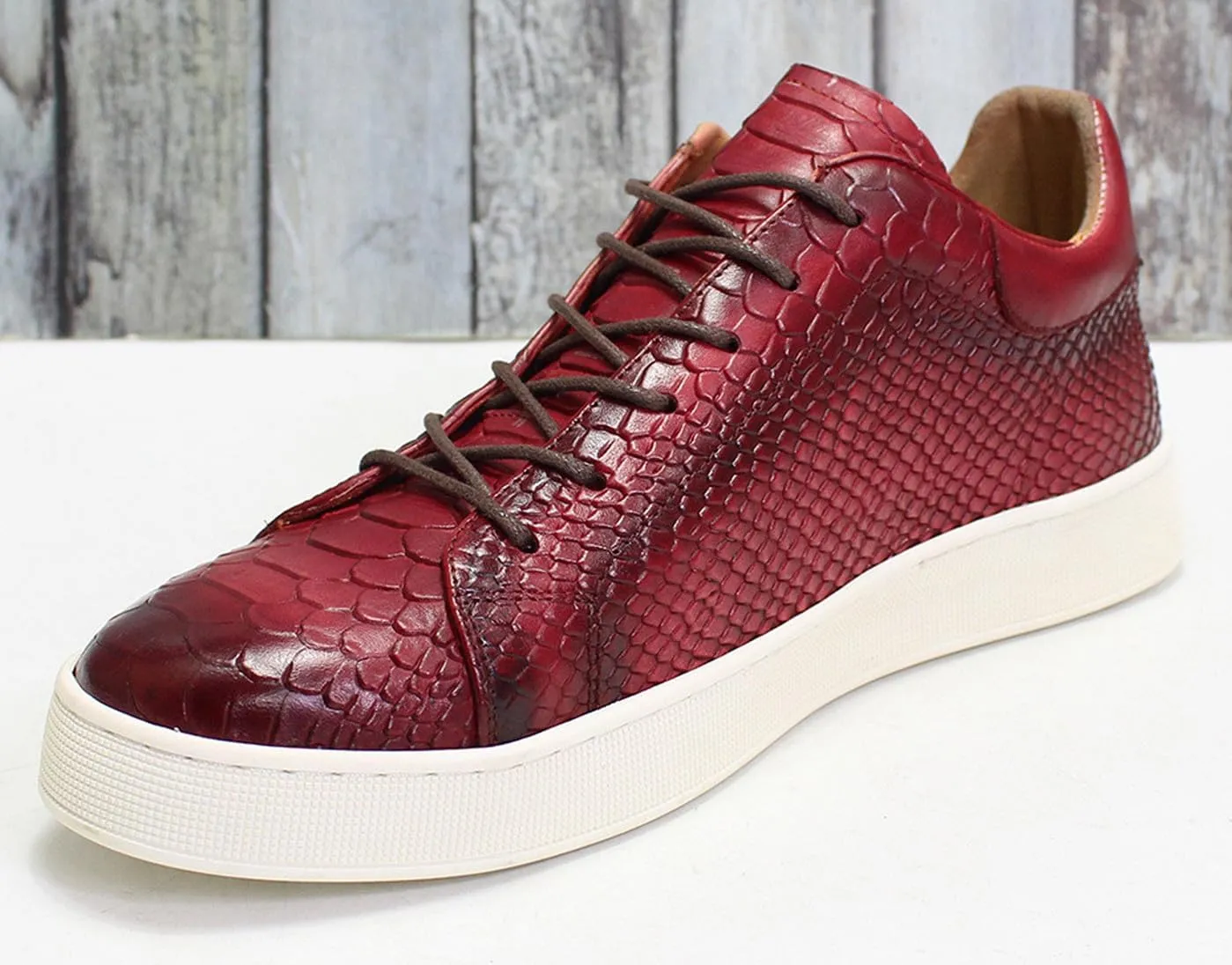 Mens Casual Shoes Genunie Leather Sneakers Comfort Walking Shoes Fashion Modern Breathable Crocodile Embossing Anti-Slip Soles Flat Derby for Men