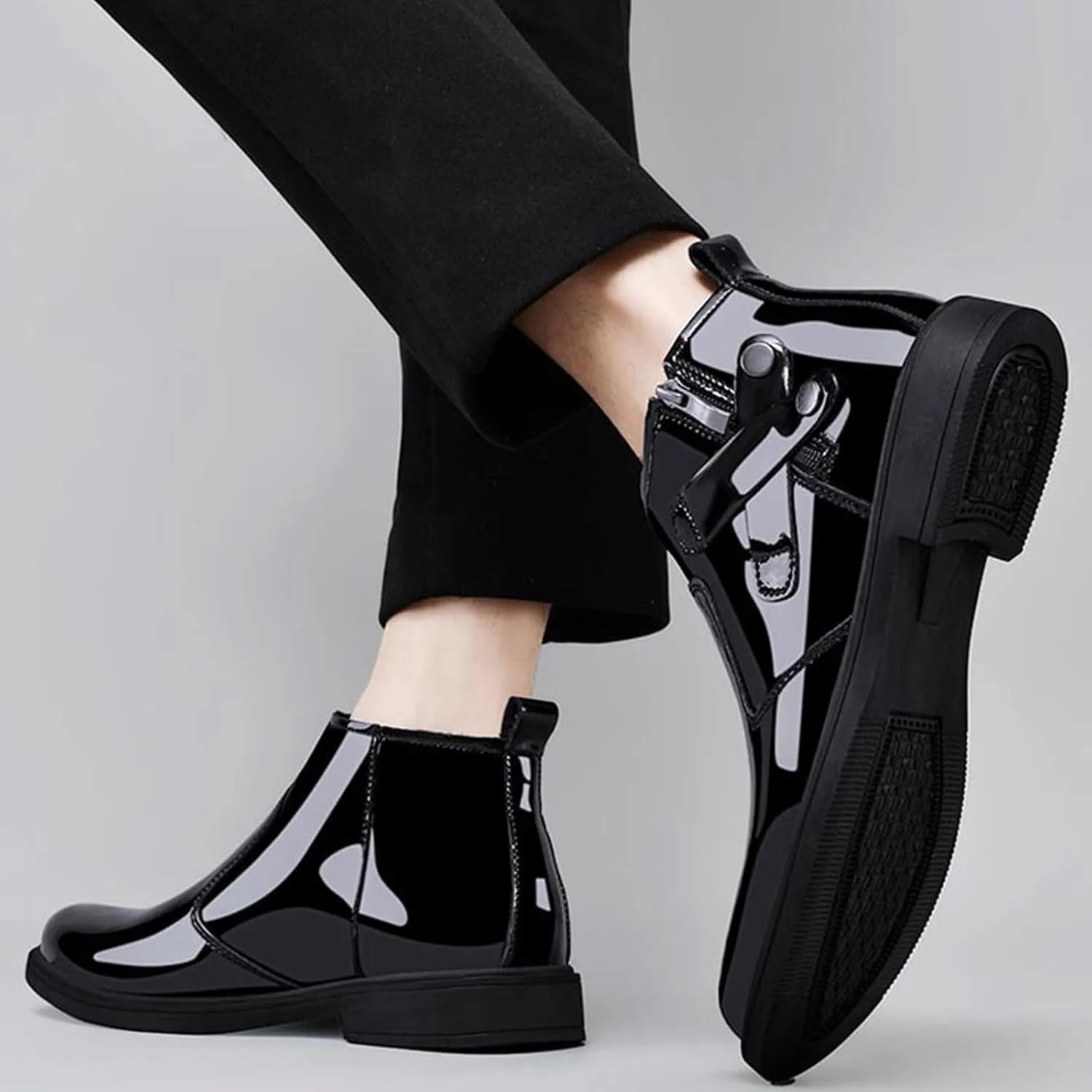 Men's Patent Leather Chunky Heel Chelsea Boots with Side Zipper Retro Round Head Square Texture Warm Plush Lining Business Formal Short Boots