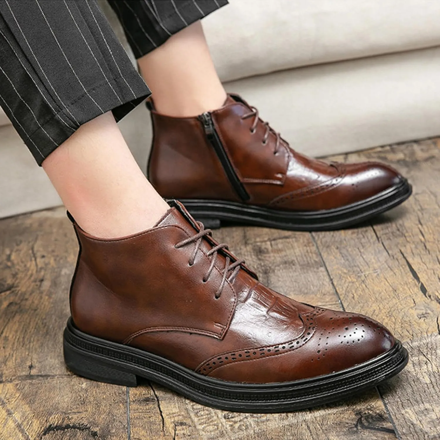 Men's Patent Leather Wing Tip Brogues Dress Oxfords Ankle Boots Retro lace up Platform Pointed Toe Non-Slip Carved Chukka Formal Business Boots