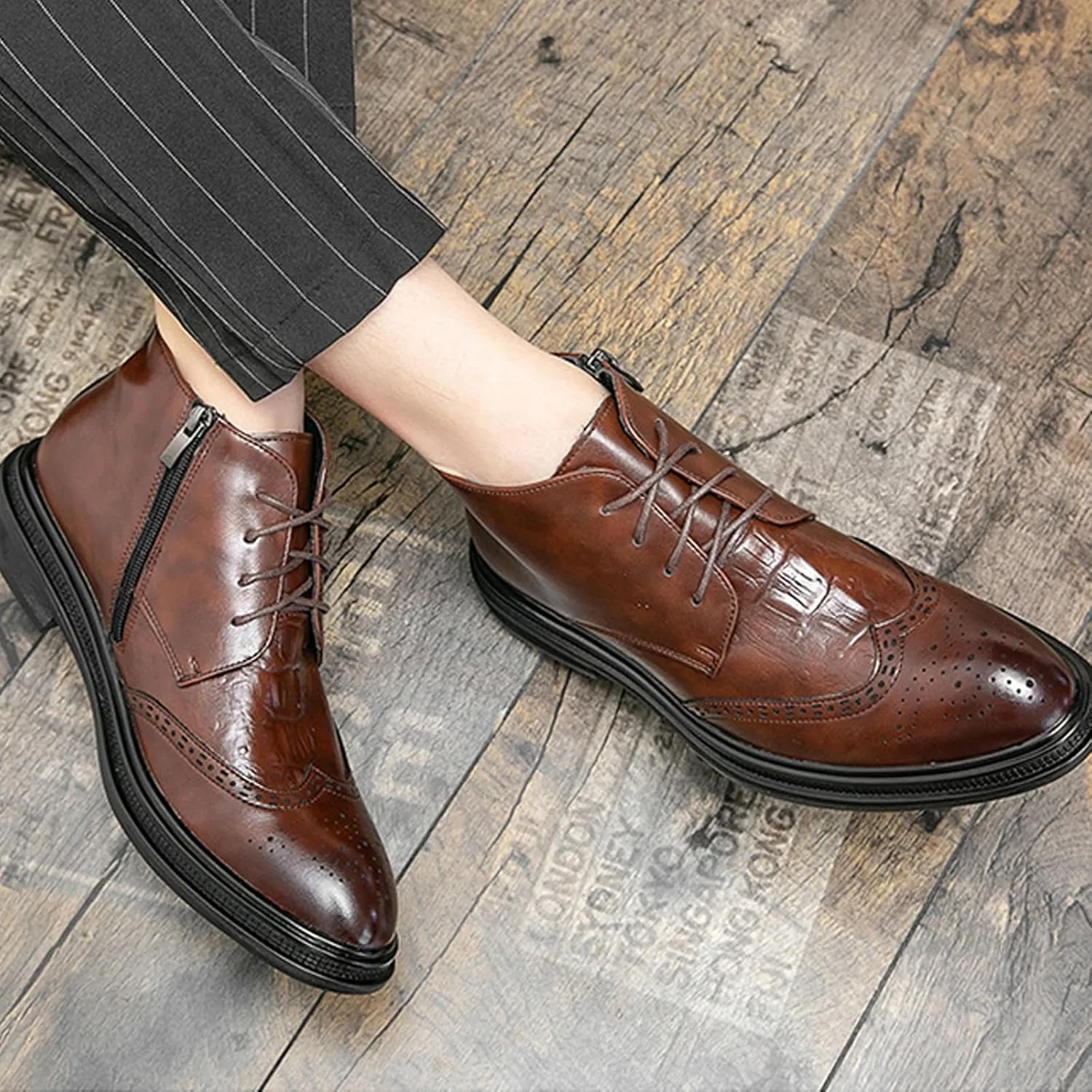 Men's Patent Leather Wing Tip Brogues Dress Oxfords Ankle Boots Retro lace up Platform Pointed Toe Non-Slip Carved Chukka Formal Business Boots