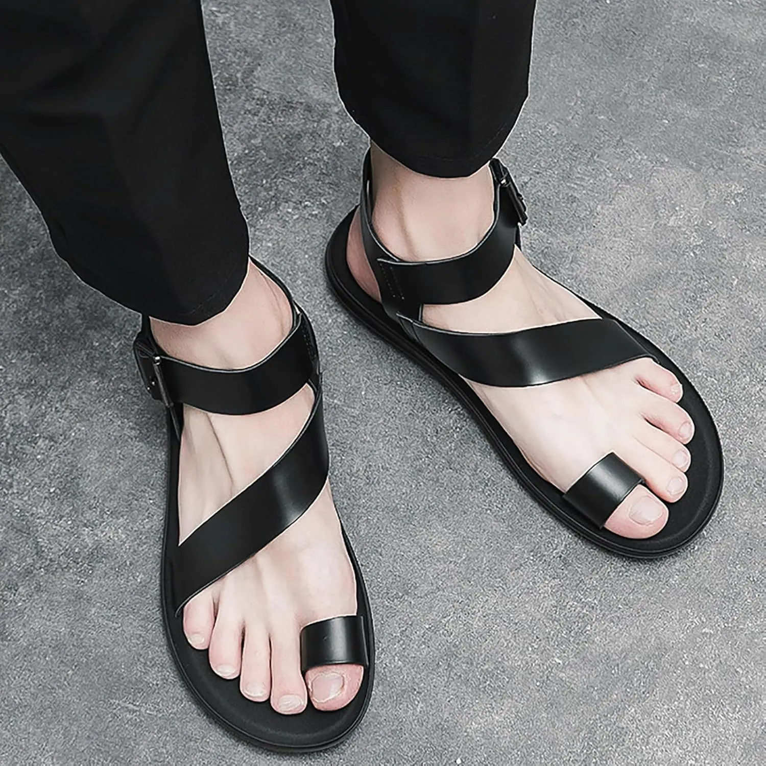 Men'S Soft Leather Flat Toe Ring Sandals With Adjustable Ankle Strap Buckle Fashionable Round Toe Comfortable Lightweight Non-Slip Gladiator Sandals For Casual Summer Beach Walking