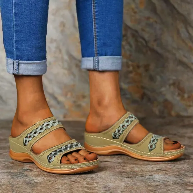 Nanccy Non-slip Lightweight Soft Sole Casual Slippers
