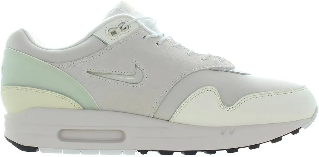 NIKE Women's Stroke Running Shoe