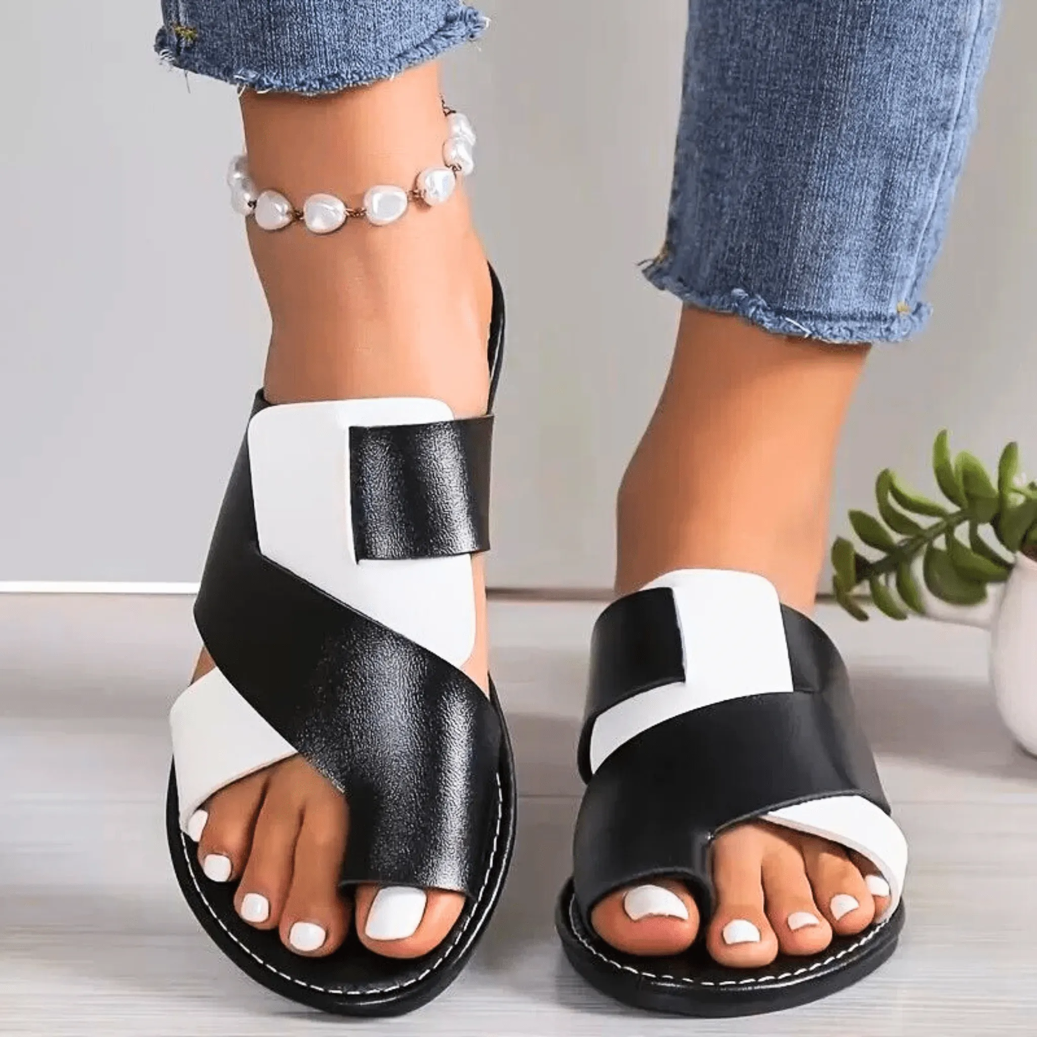 Noir & Blanc Slide