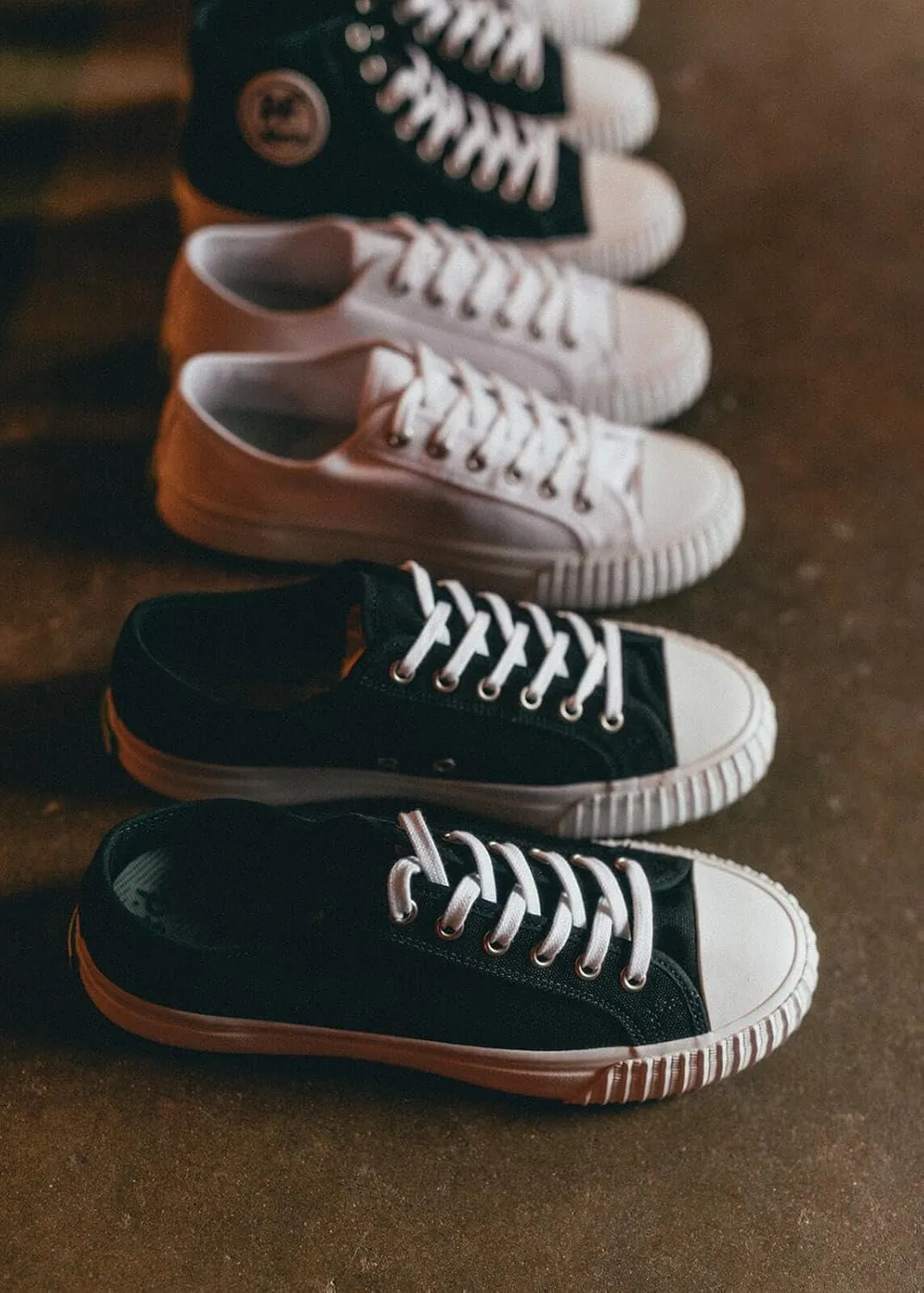 PF Flyers Unisex Center Low-Top Sneaker