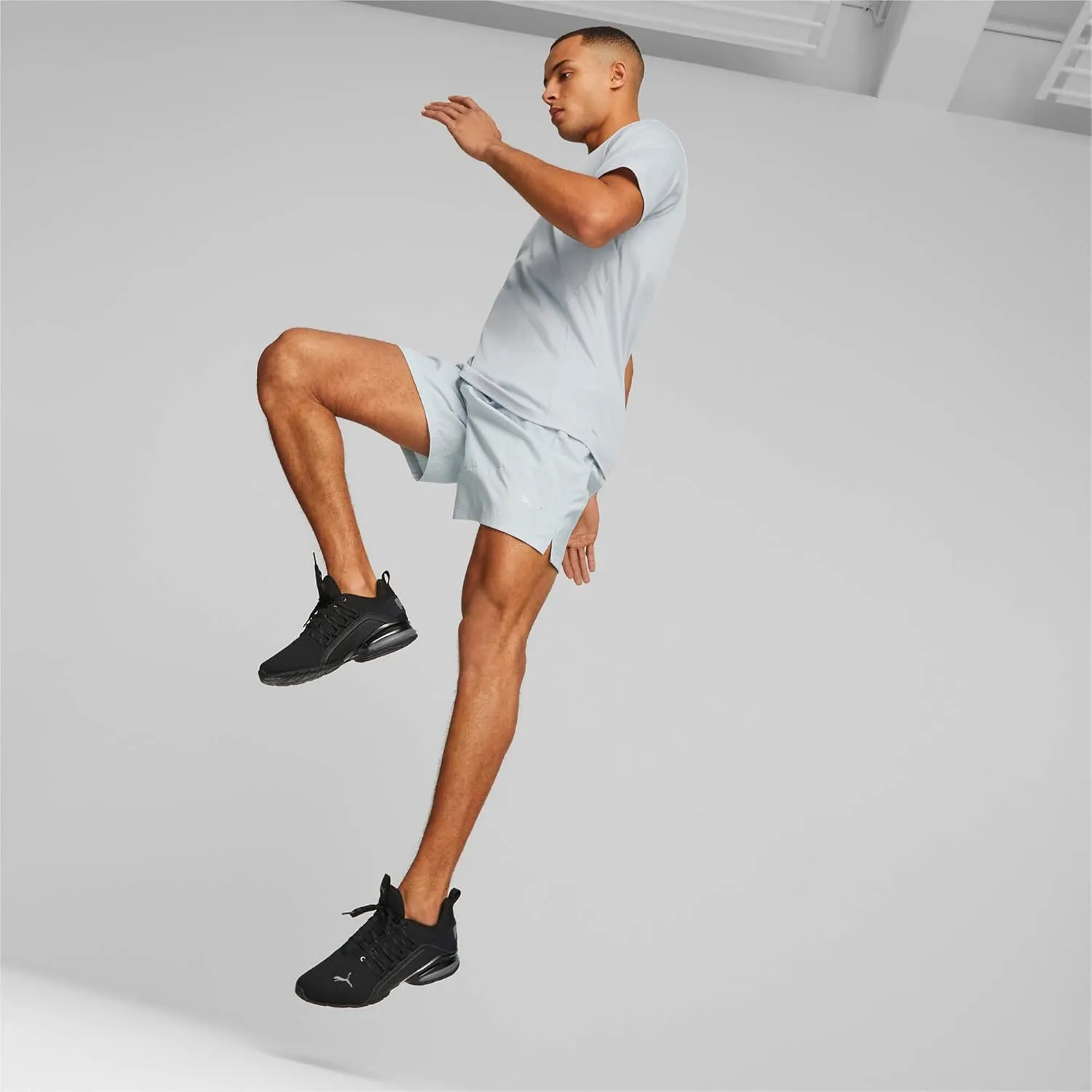 PUMA Men's Axelion Cross Trainer Sneaker