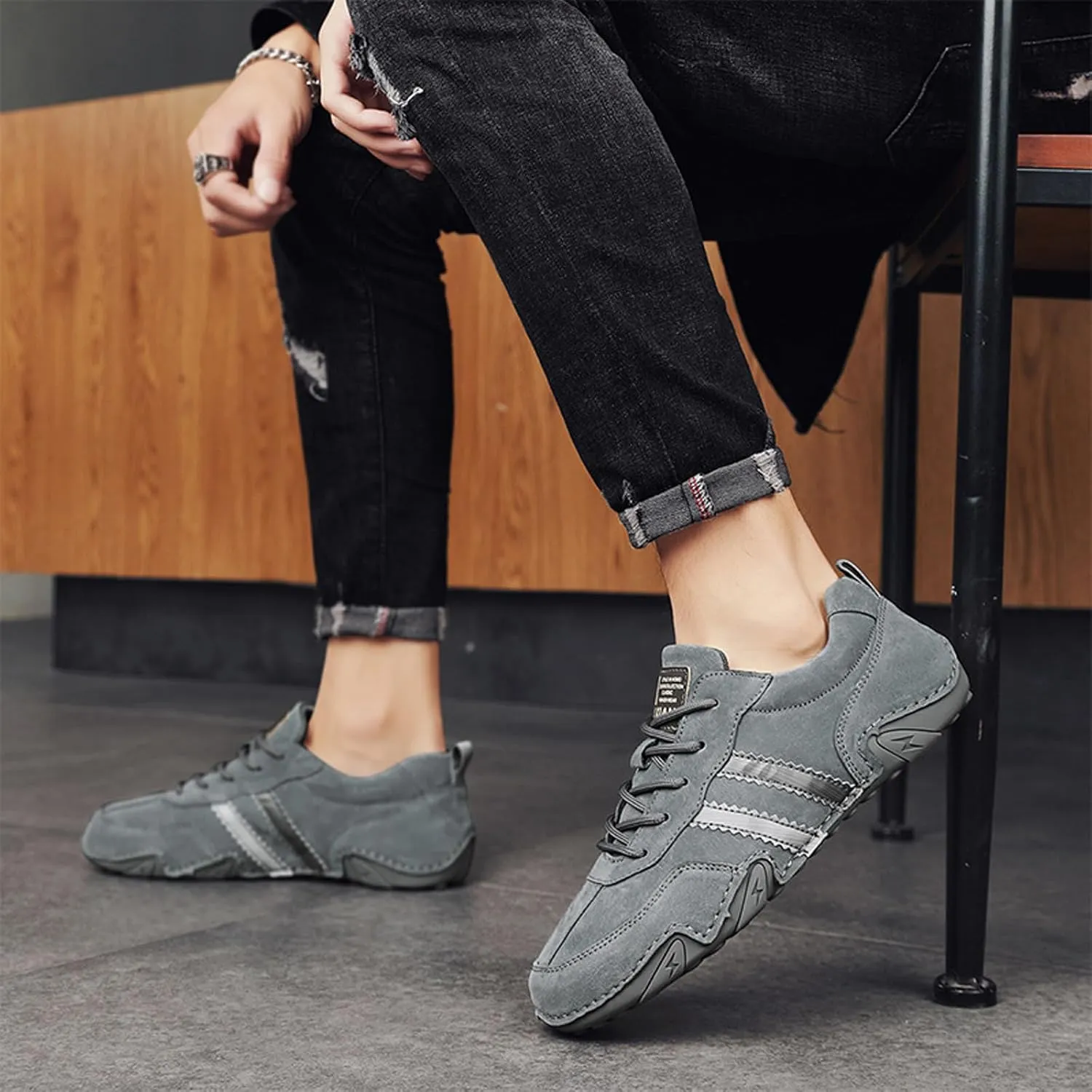Runscbk Men's Retro Handmade Suede Chukka Shoes with Arch Support,Fashion Casual Lightweight Outdoor Sneakers for Hiking Trailing Commuting