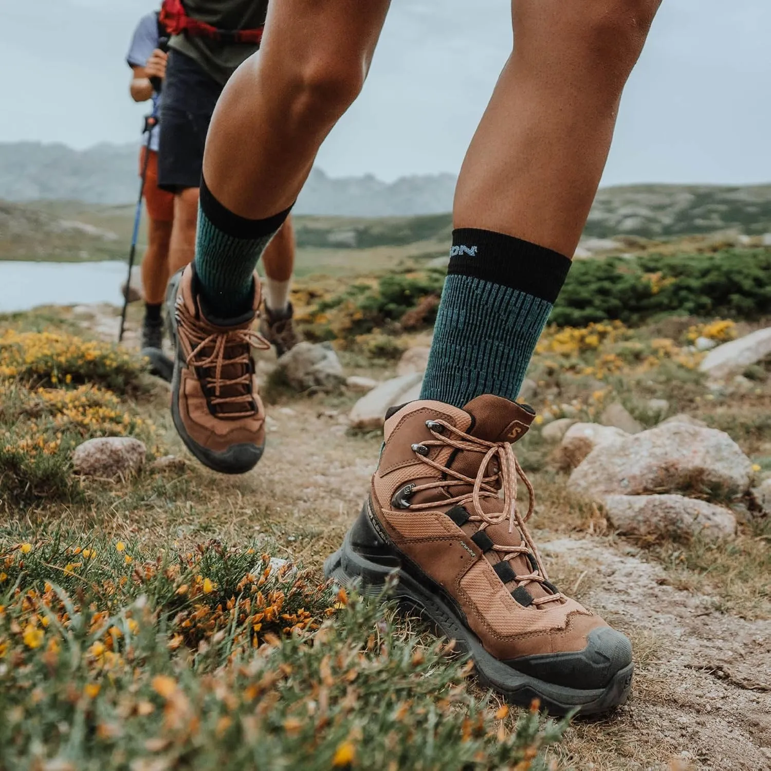 Salomon Women's QUEST ELEMENT GORE-TEX Leather Hiking Boot