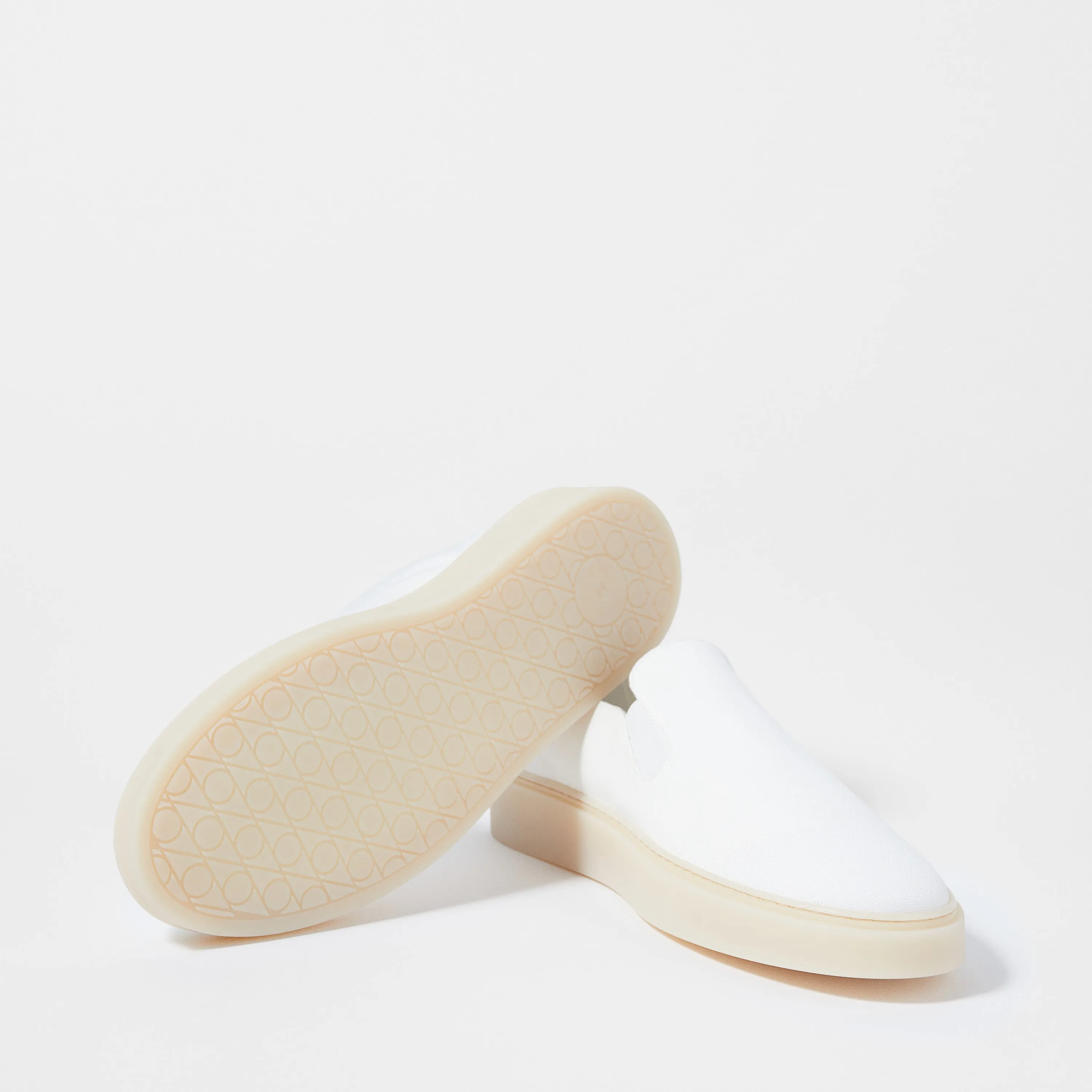 Slip-On Canvas Sneaker Junior