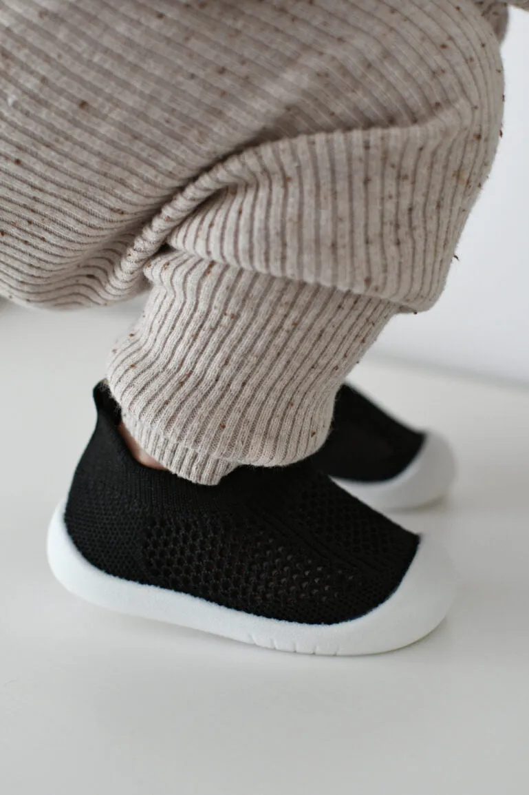 Slip-on Mesh Shoe