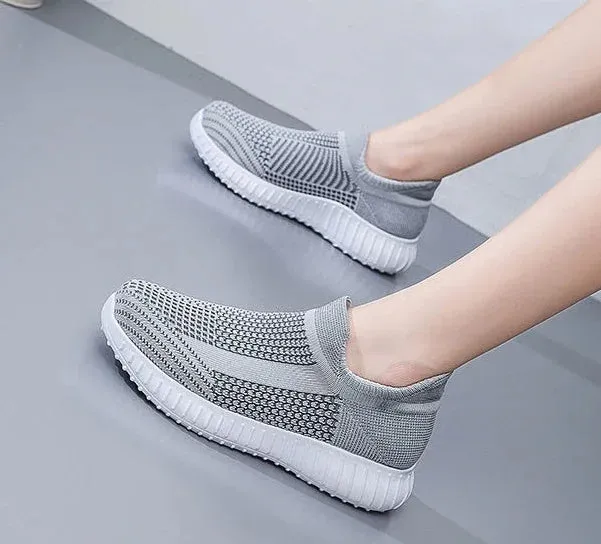 Sports Mesh Breathable Flat Athletic Sneakers