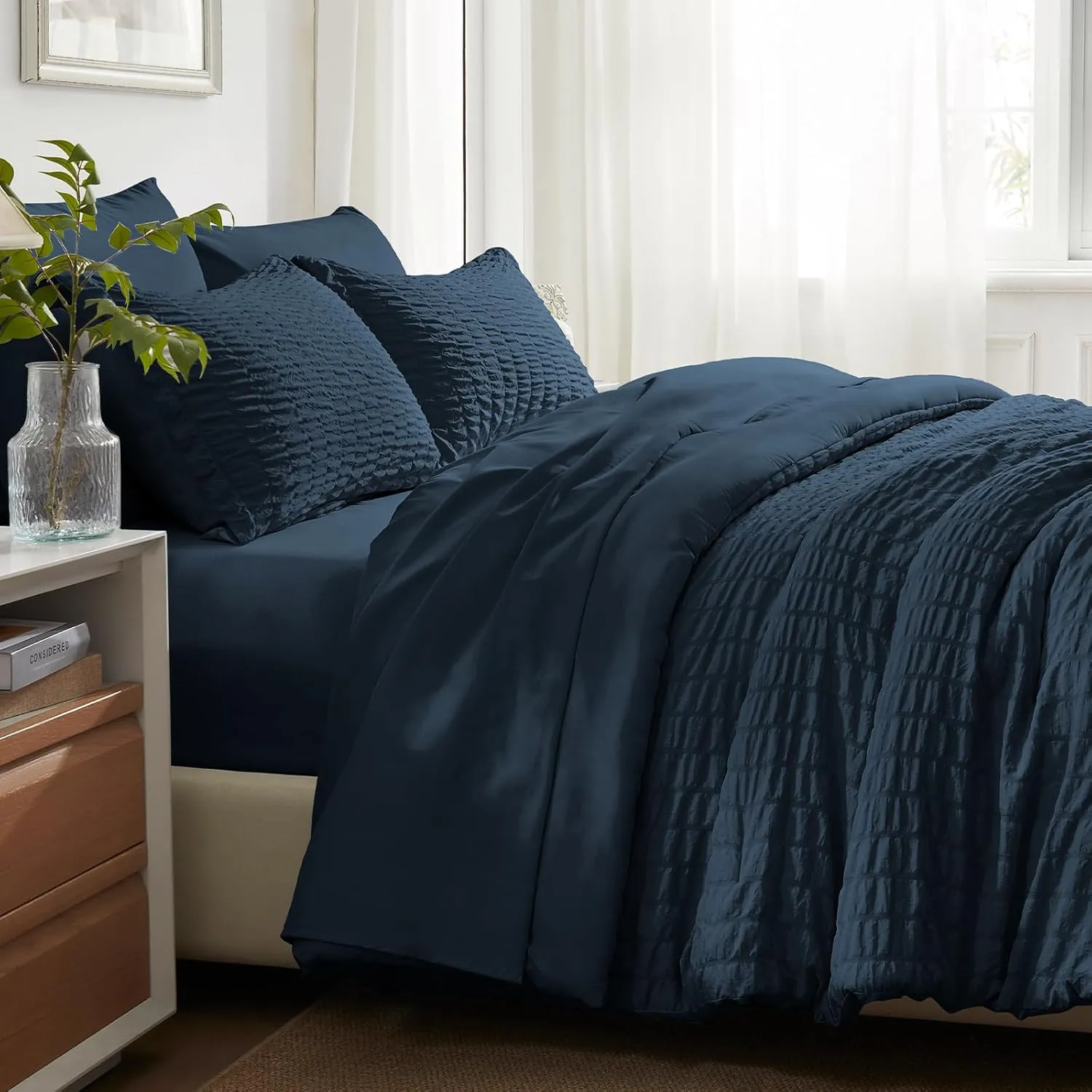 SunStyle Home Full/Queen Comforter Set 7 Pieces, Navy Seersucker Bed in a Bag Lightweight Bedding Set, All Season Comforters with Flat Sheet, Fitted Sheet, Pillowcase and Pillow Sham