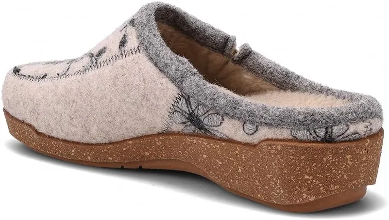 Taos Women's Woolderness 2 Clog